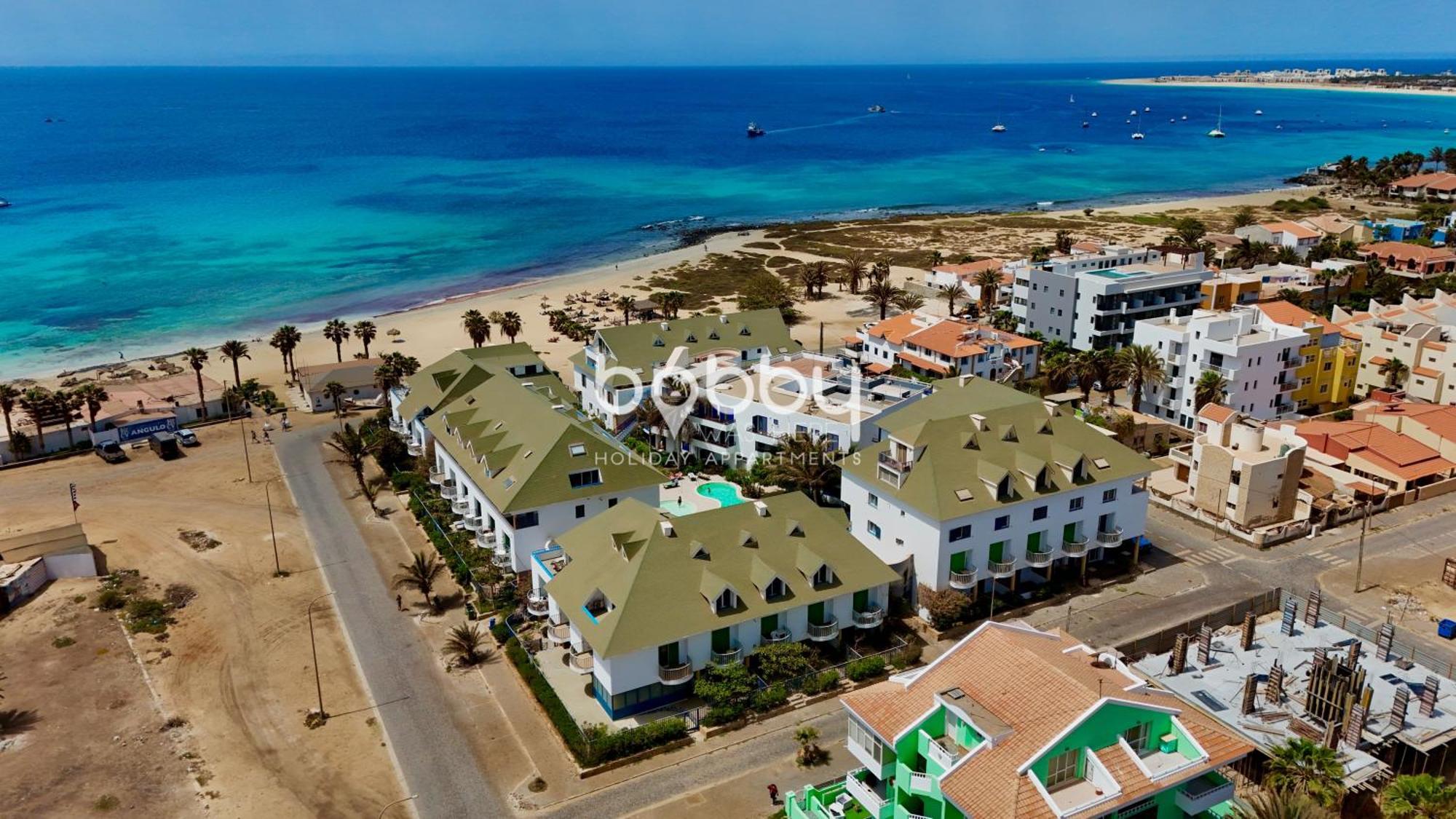 Leme Bedje - By Bobbywashere Santa Maria Exterior photo